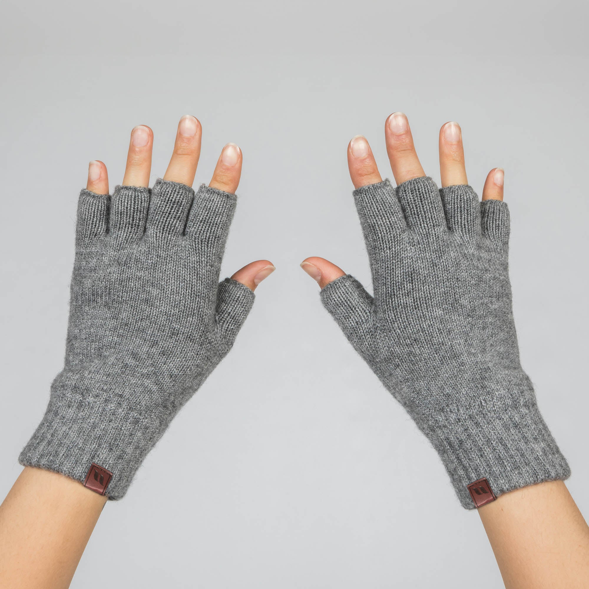 Half-Finger Gloves, Style Vide