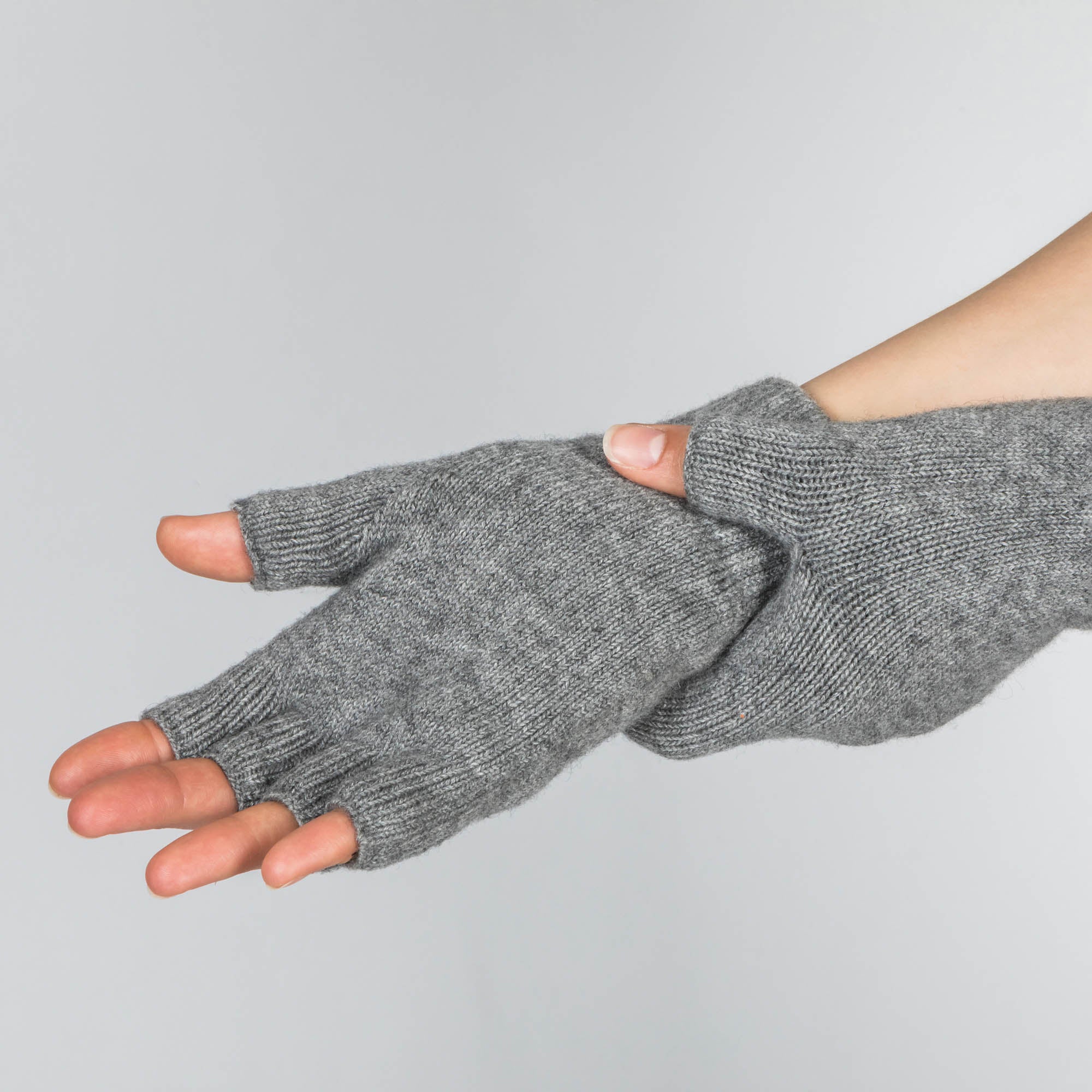 Half-Finger Gloves, Style Vide