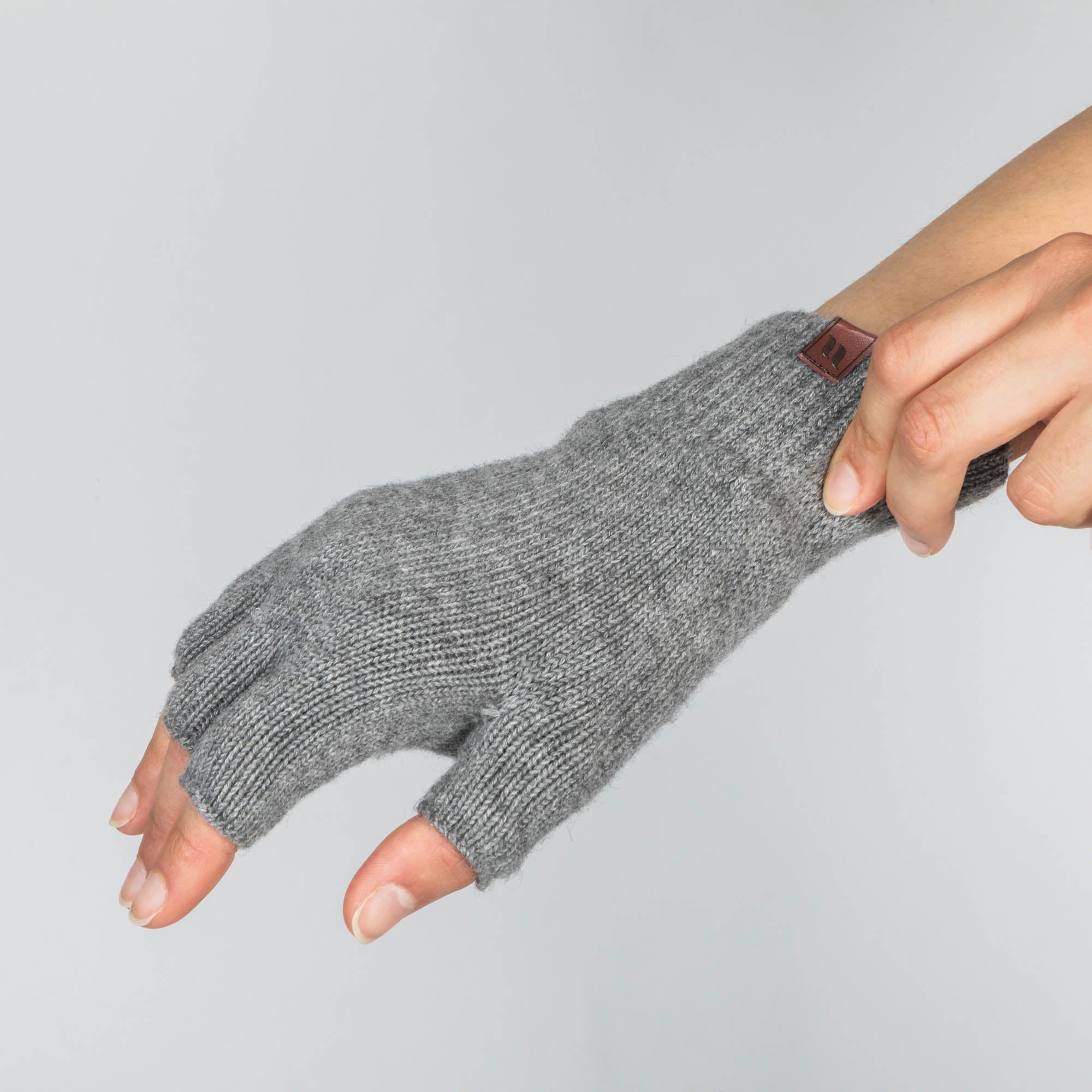 Half-Finger Gloves, Style Vide