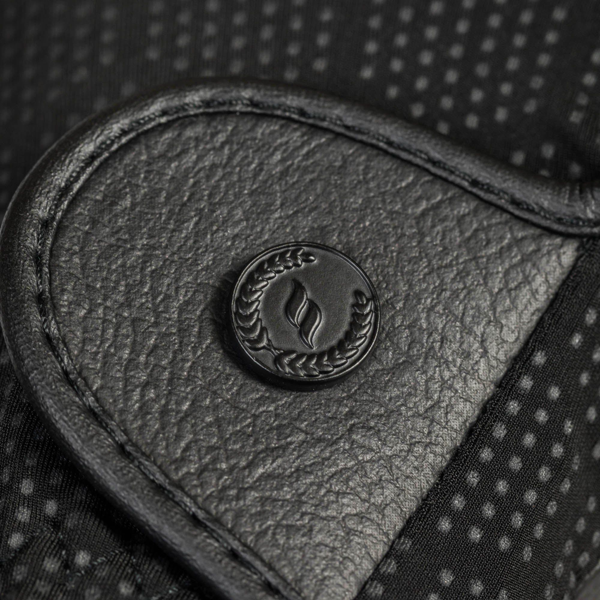 Outline - Grip glove