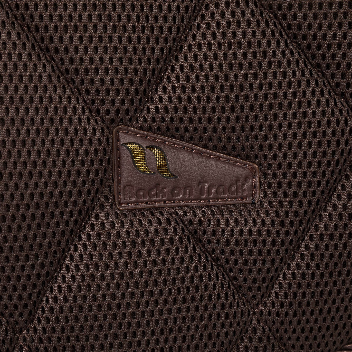 Airflow Saddle Pad Jumping