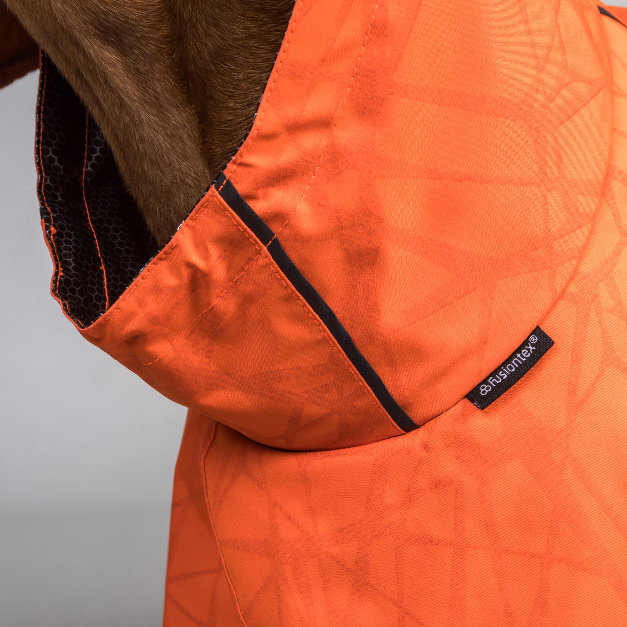BAY Rain Dog Coat - Low set tail
