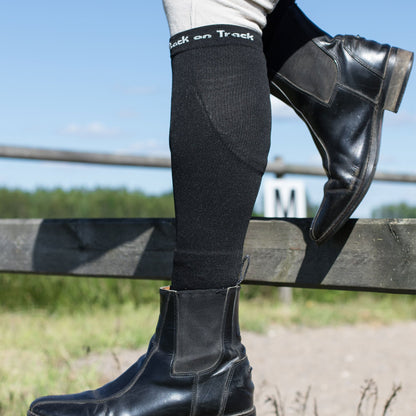 Knästrumpor Nikki extra bred vad - Back on Track Sverige (5300181631131)