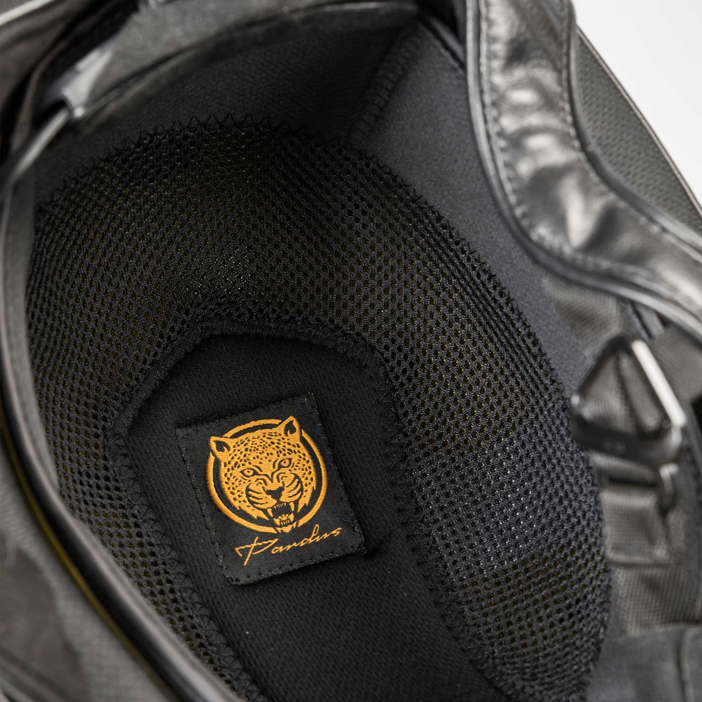 EQ3 "Pardus" smooth top with adjustable wheel - Black